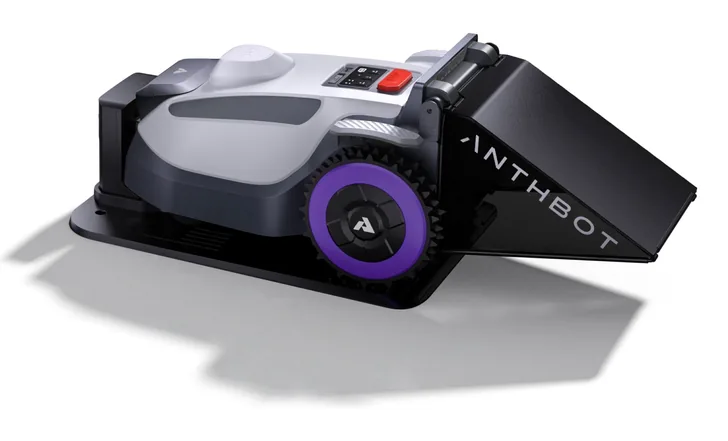 Anthbot N8 von schräg vorne