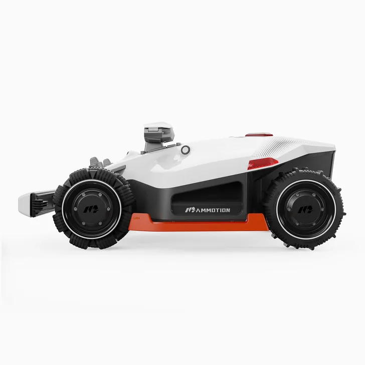 LUBA 2 AWD 5000X von der Seite